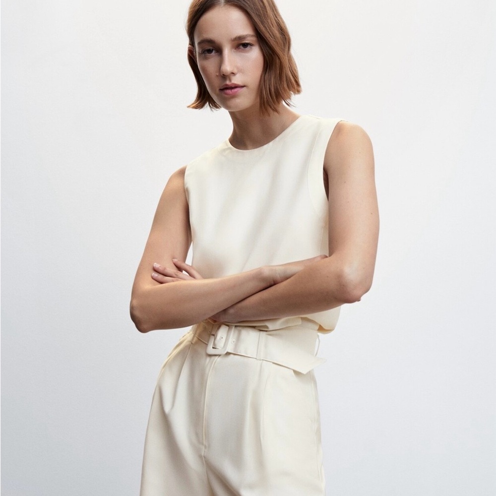 Mango Cream Women's Belted Shorts - Picture 6 of 6